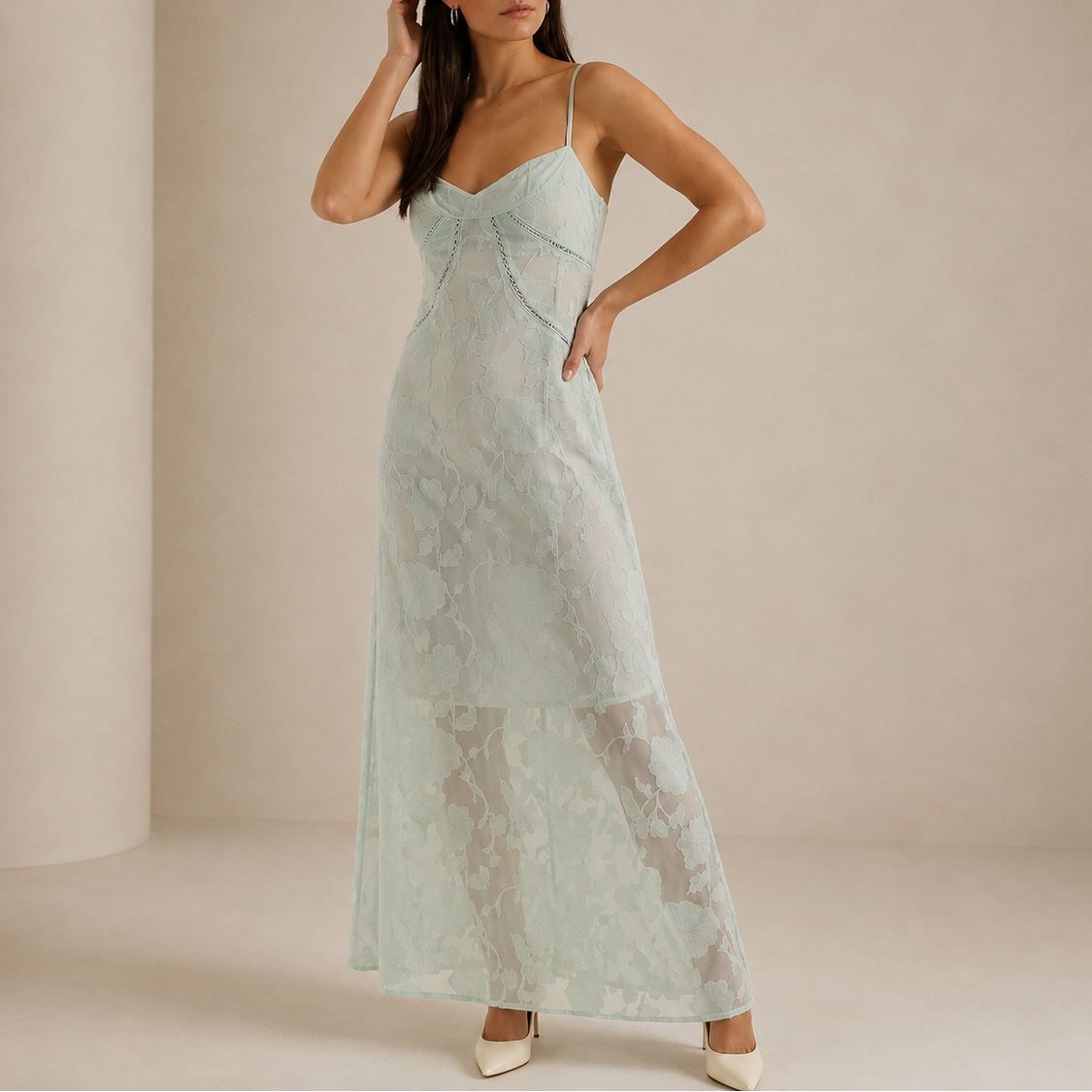 Robe Dentelle Longue Fleurie Femme robe de soirée sans manches en dentelle, portée