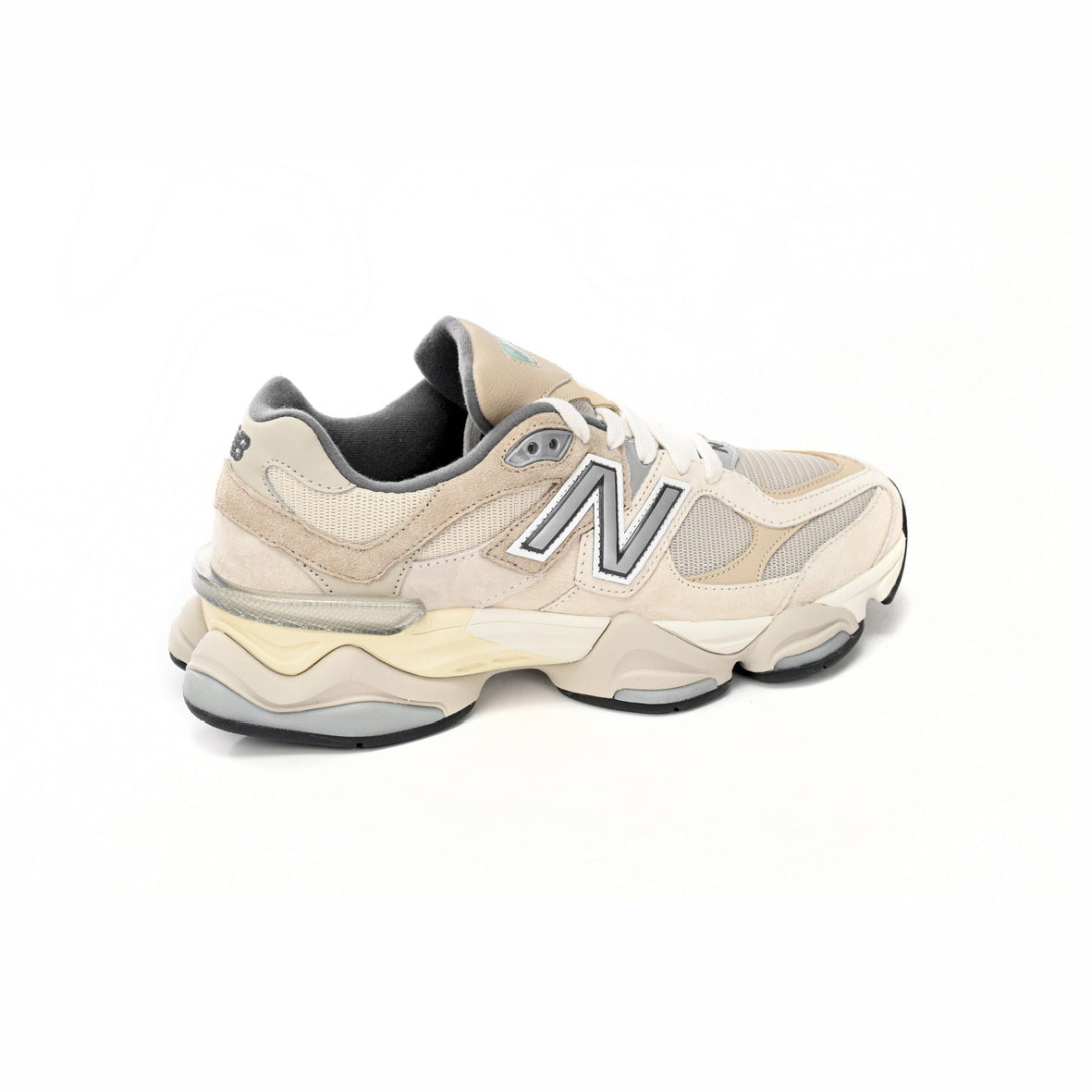 New Balance 9060 Baskets Gris Blanc Homme Femme - 2