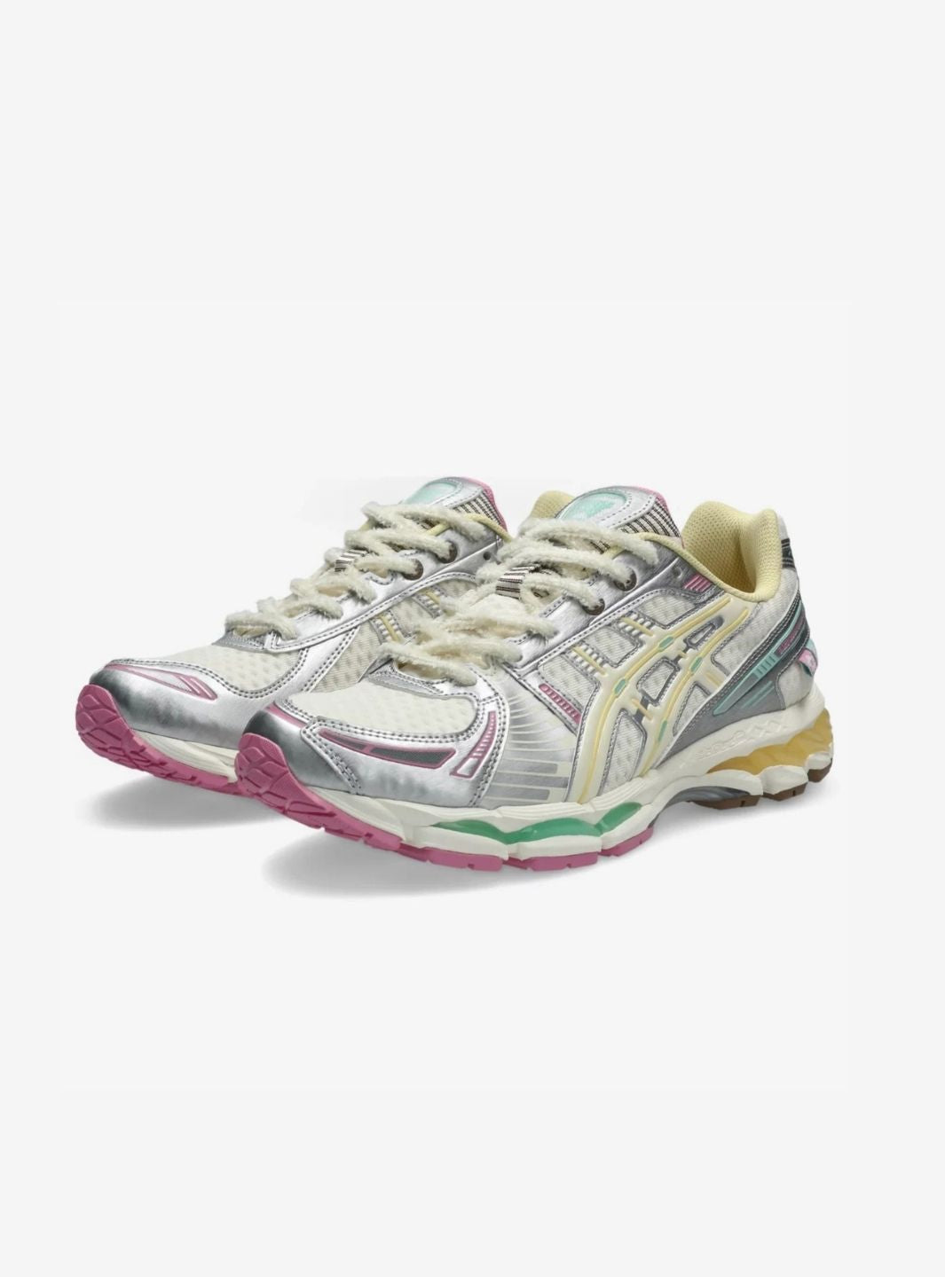 ASICS Gel-Kayano 12.1 x Vandy The Pink Vanilla Baskets Crème Mixte - 2