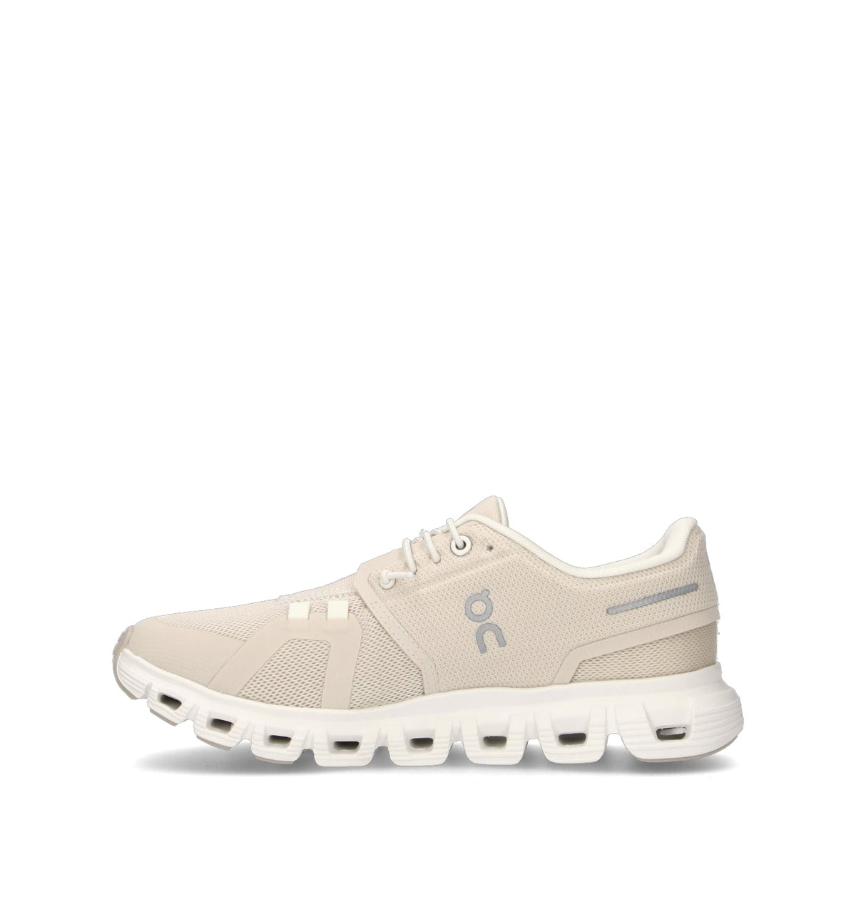 On Cloud 6 Baskets Blanc Femme - 9