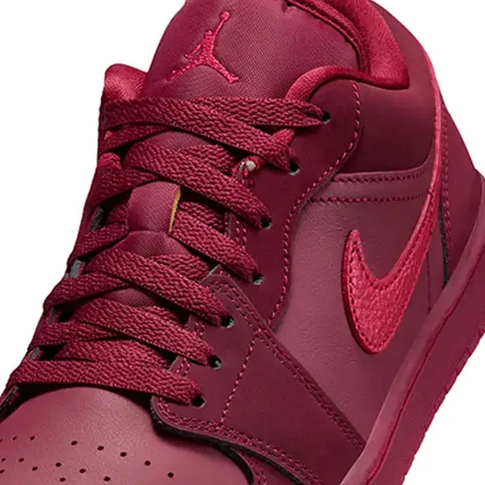 Air Jordan 1 Low SE Valentine's Day 2026 Baskets Rouge Homme Femme - 4
