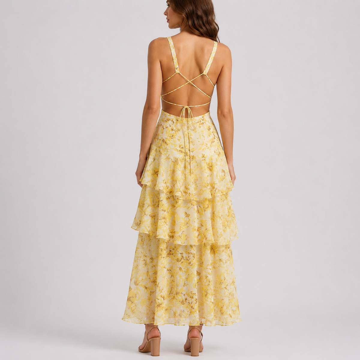 Robe Longue Fleurie Décolleté V Femme robe dos nu longue en tissu léger et fluide, détail décolleté