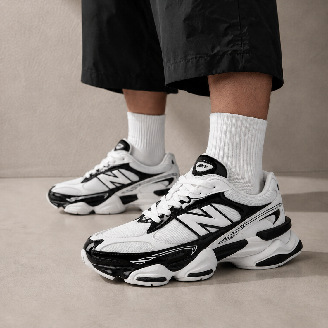 New Balance 9060R Baskets Noir Blanc Homme Femme - 5