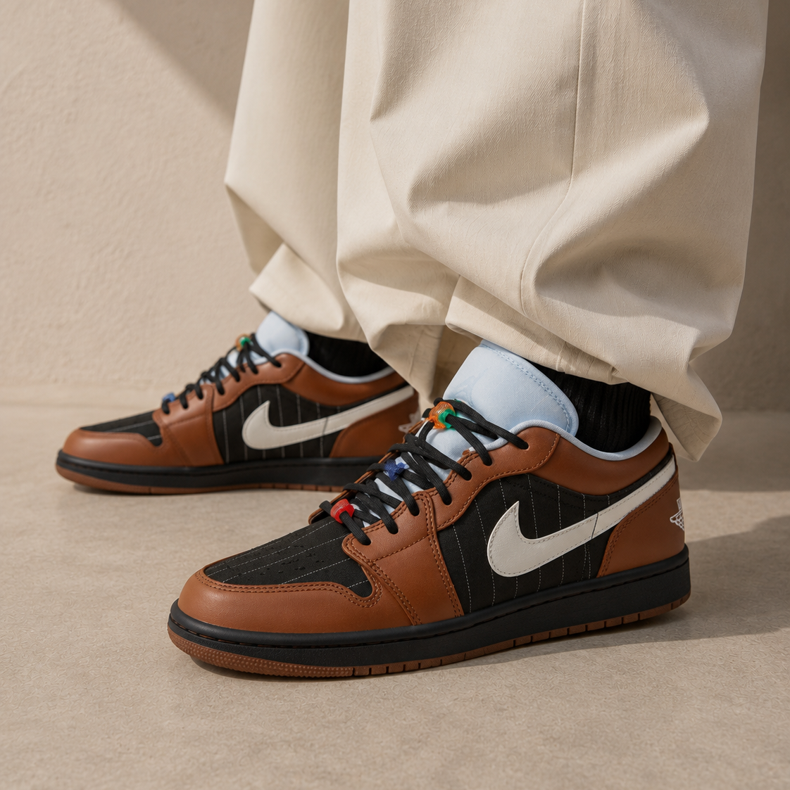 Air Jordan 1 Low SE Pinstripes Baskets Noir Marron Homme Femme - 5
