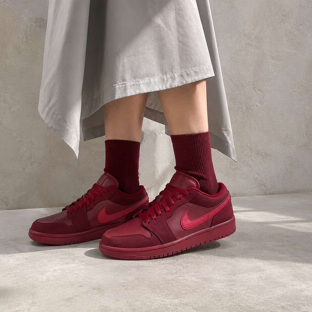 Air Jordan 1 Low SE Valentine's Day 2026 Baskets Rouge Homme Femme - 5