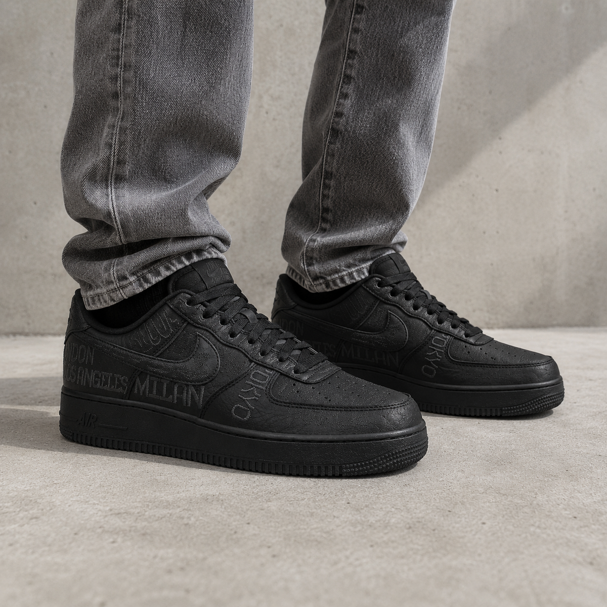 Nike Air Force 1 Low World Tour Black Baskets Noir Homme Femme - 5