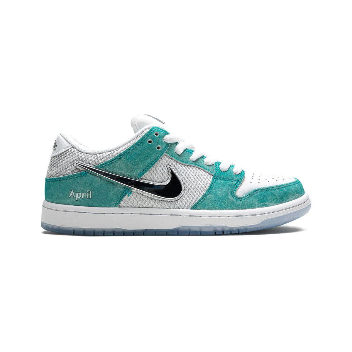 Nike SB Dunk Low Pro QS x April Skateboards Baskets Turquoise Homme Femme - 1