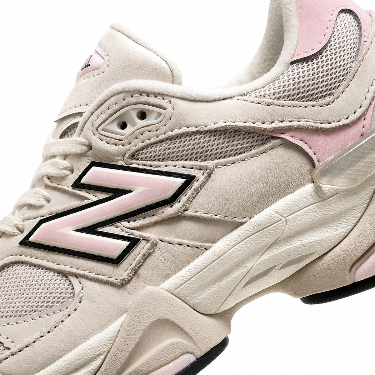 New Balance 9060 Baskets Blanc Cassé Rose Homme Femme - 4