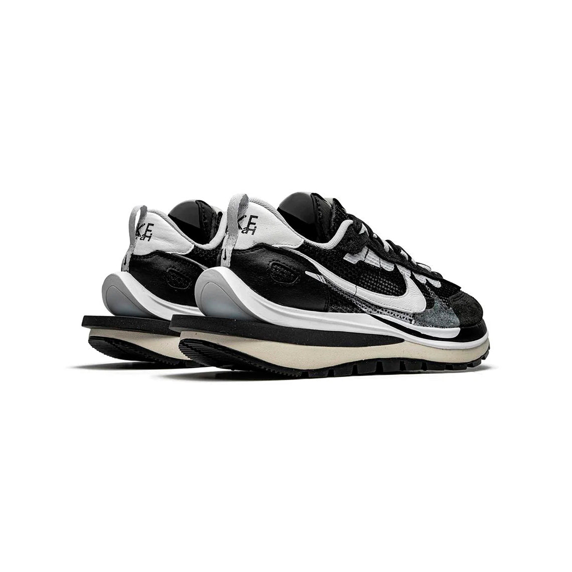 Nike VaporWaffle x Sacai Black White Baskets Noir Blanc Homme Femme - 3