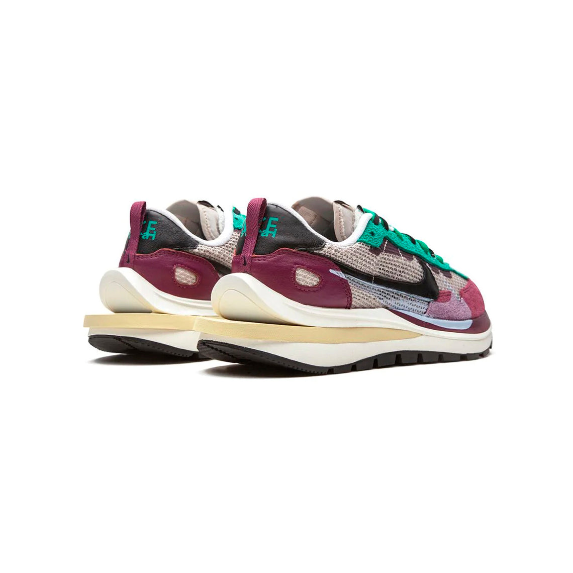 Nike Pegasus VaporWaffle x Sacai Villain Red Neptune Green Baskets Rouge Vert Mixte - 3