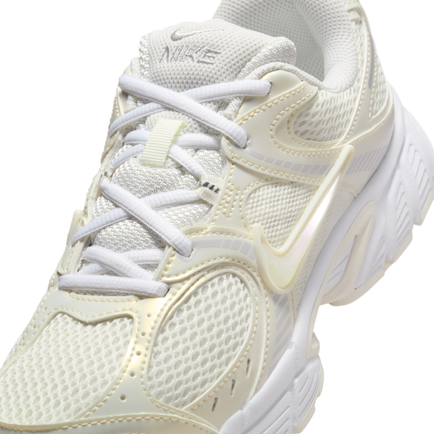 Nike V5 RNR Soft Pearl White Baskets Blanc Homme Femme - 4