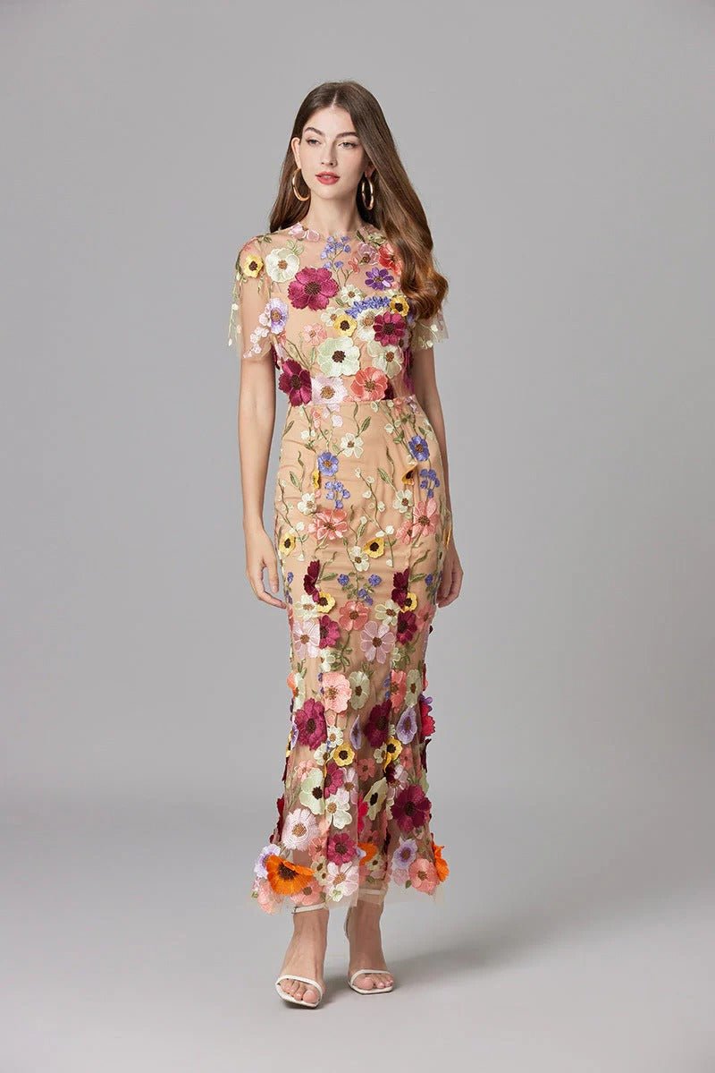 Phoebe | Robe maxi sans manches pour femme avec appliqué floral