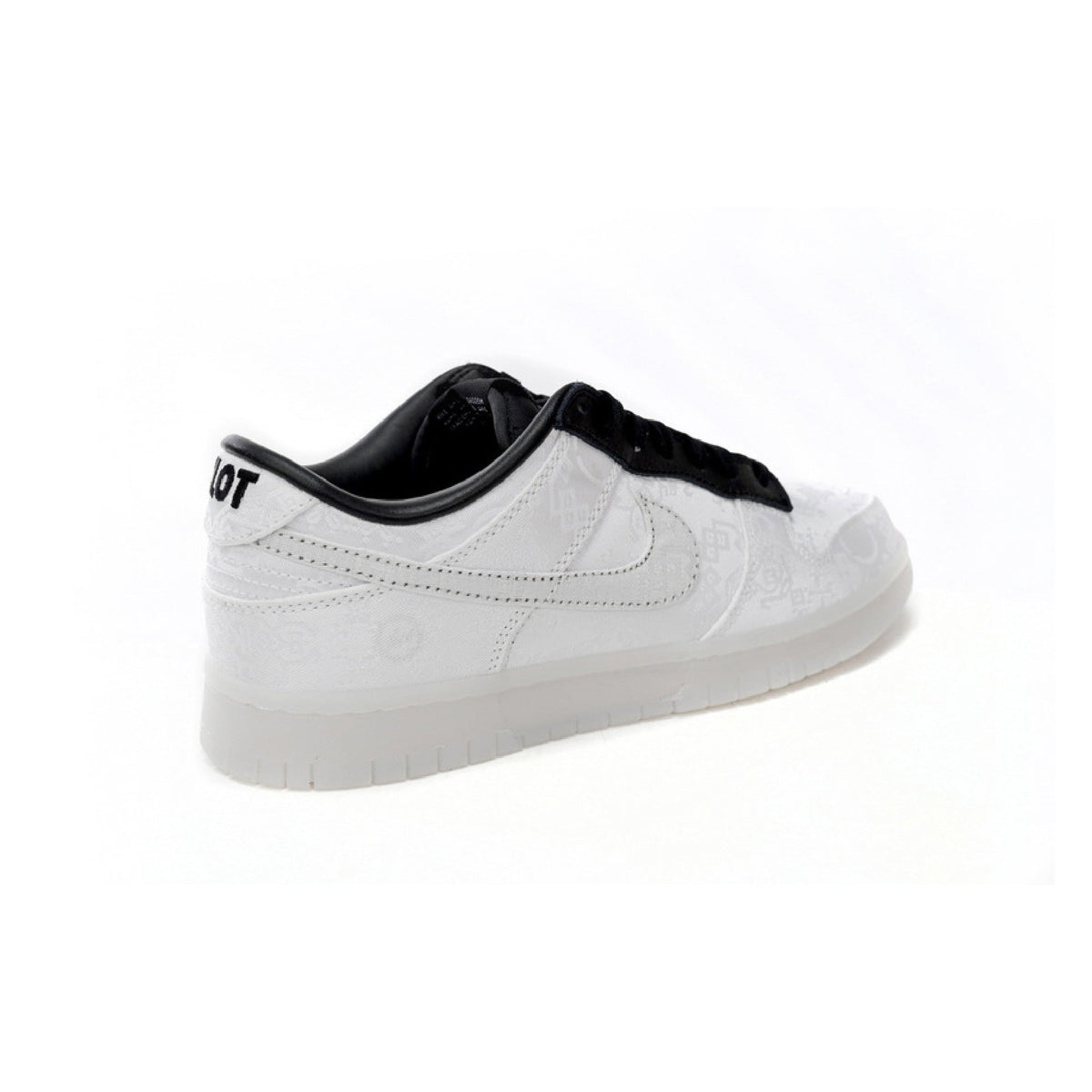 Nike Dunk Low x CLOT x Fragment Design Baskets Blanc Noir Homme Femme - 2