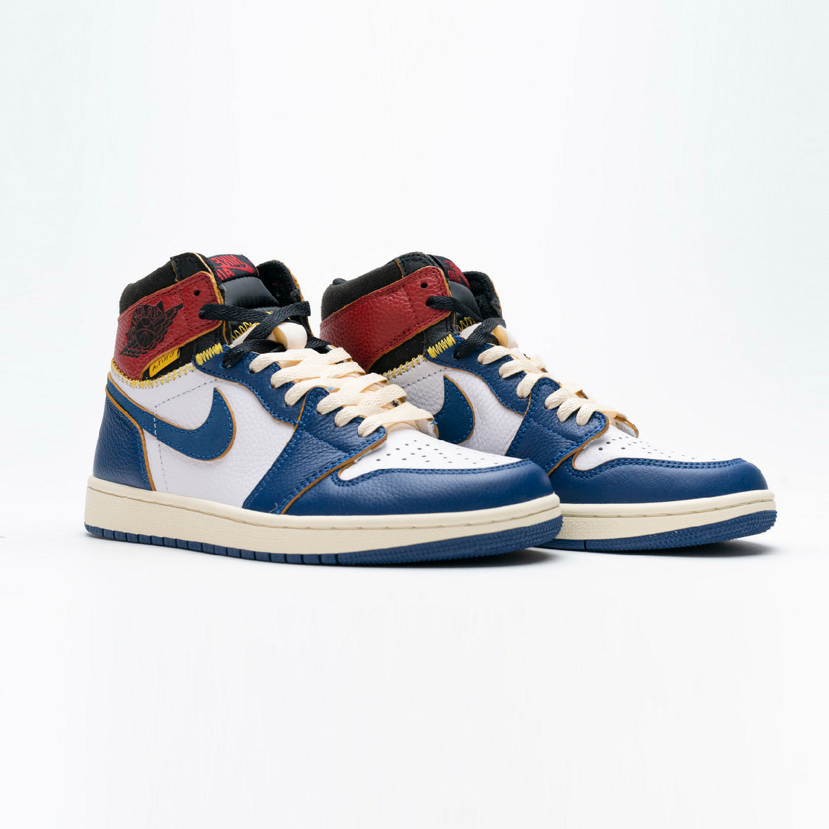 Air Jordan 1 Retro High Union Los Angeles Blue Toe Baskets Blanc Bleu Mixte - 2