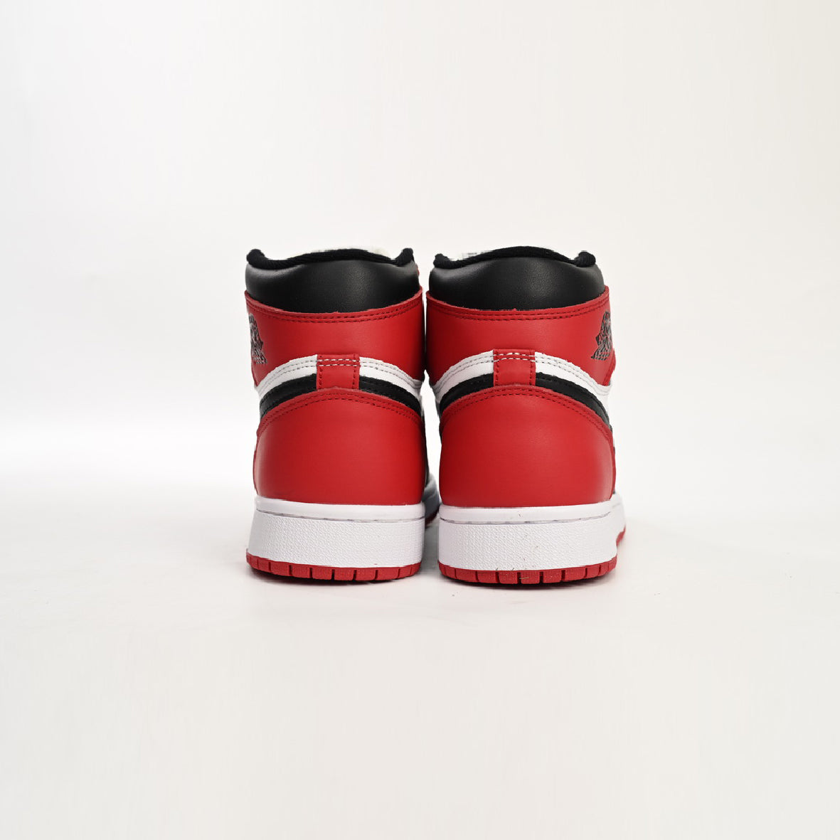Air Jordan 1 Satin Black Toe Baskets Noir Rouge Homme Femme - 3
