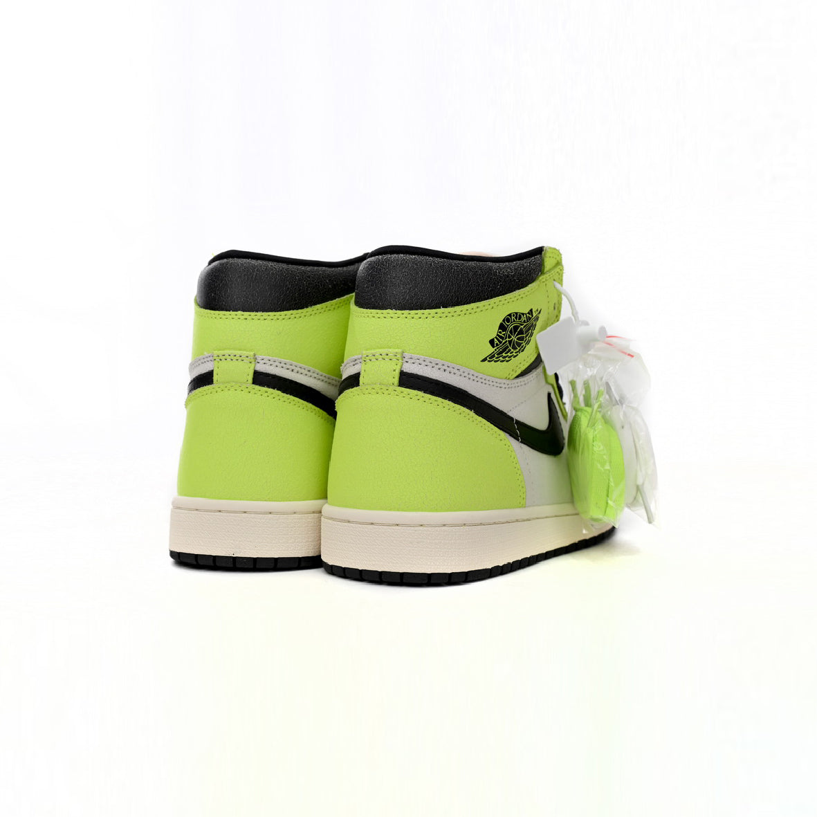 Air Jordan 1 High OG Visionaire Baskets Jaune Noir Homme Femme - 3