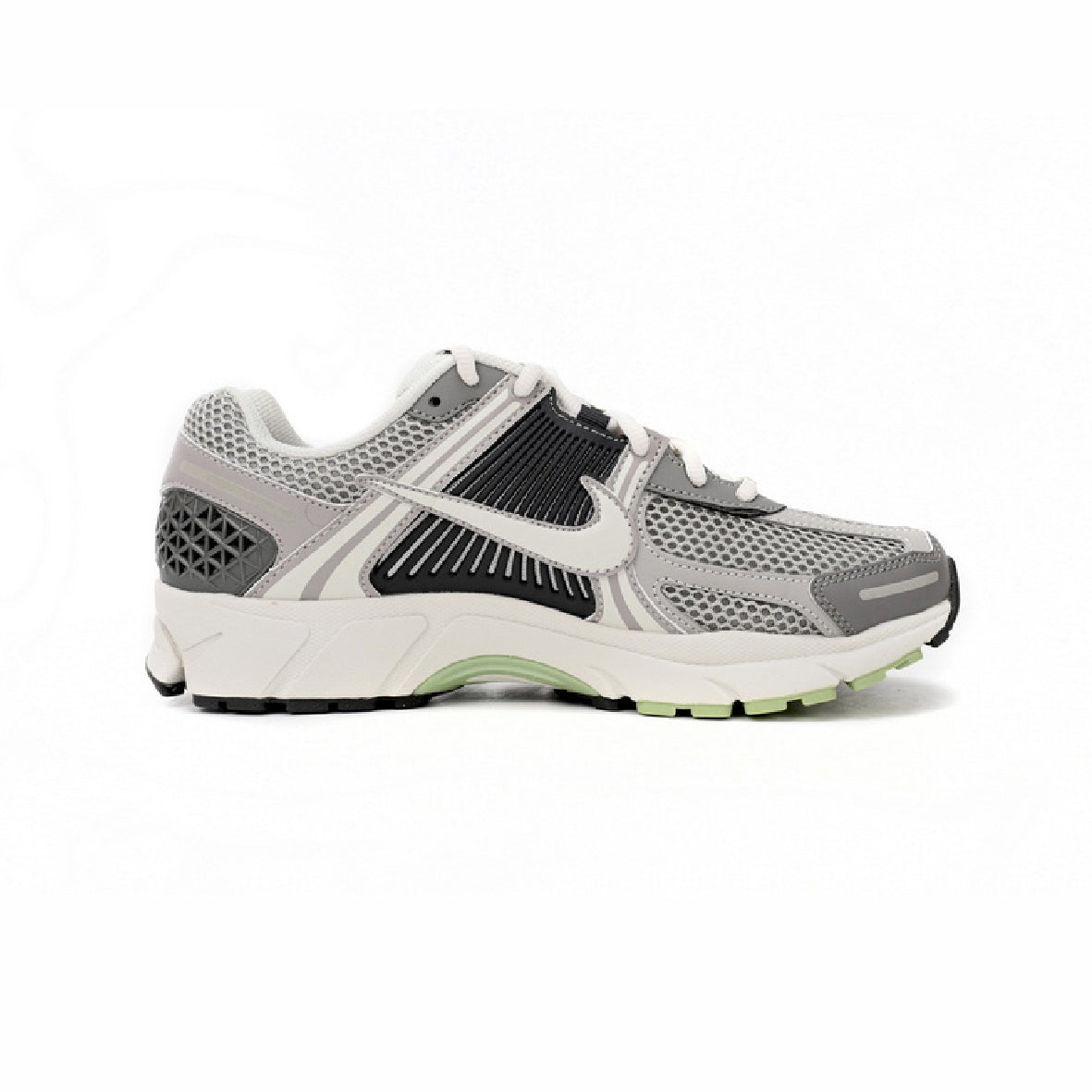 Nike Air Zoom Vomero 5 Cobblestone Flat Pewter Baskets Gris Femme - 1