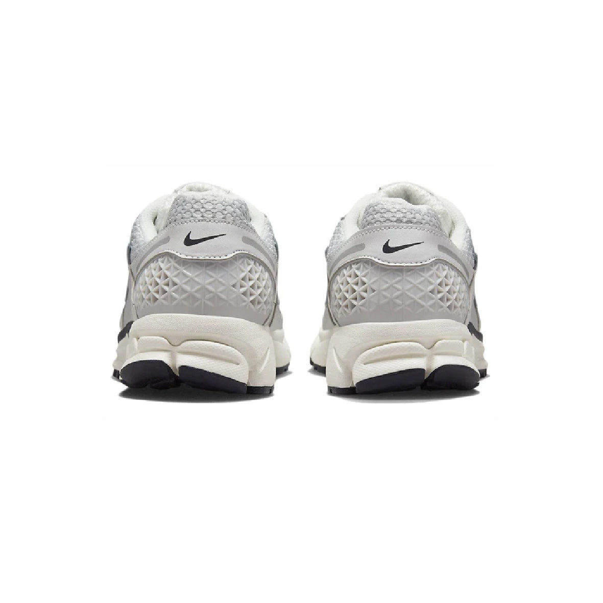 Nike Air Zoom Vomero 5 Silver Baskets Argent Gris Femme - 3