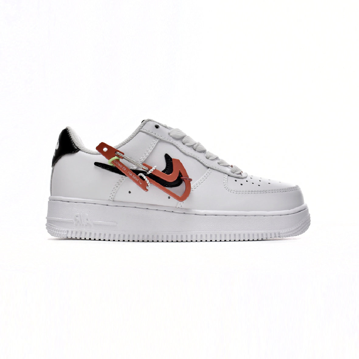 Nike Air Force 1 Low Carabiner Swoosh Baskets Noir Blanc Homme Femme - 1