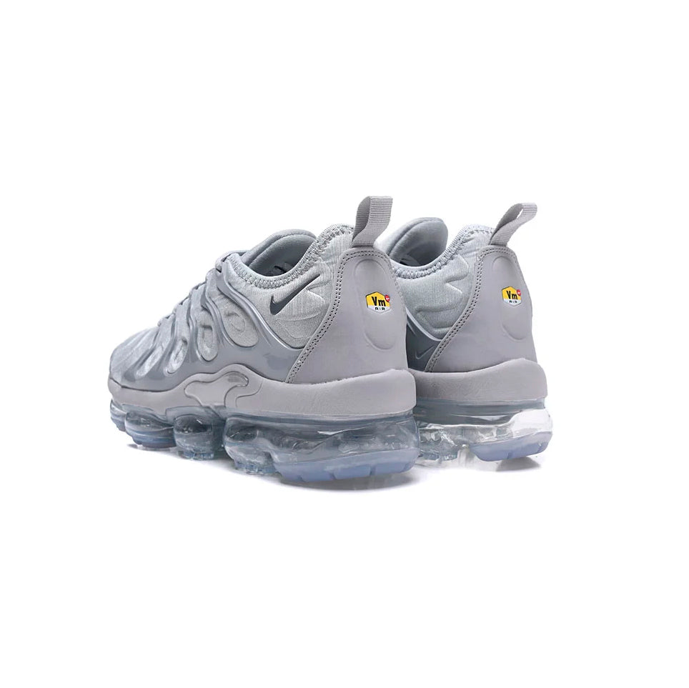Nike Air VaporMax Plus Silver Baskets Argent Homme Femme - 2