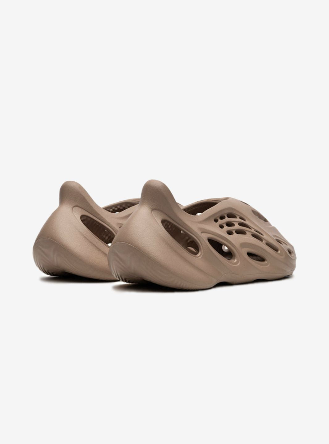 adidas Yeezy Foam RNNR Clay Taupe Sabots Marron Homme Femme - 3