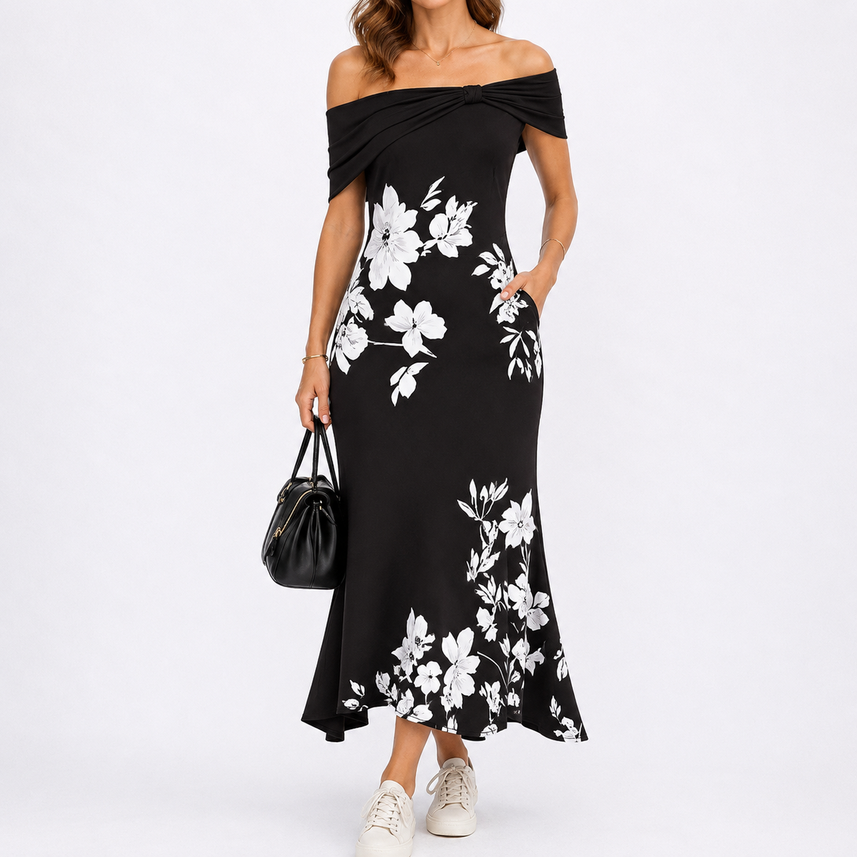 Robe Longue Fleurie Épaules Dénudées Femme robe longue été élégante en tissu léger et fluide, vue de dos