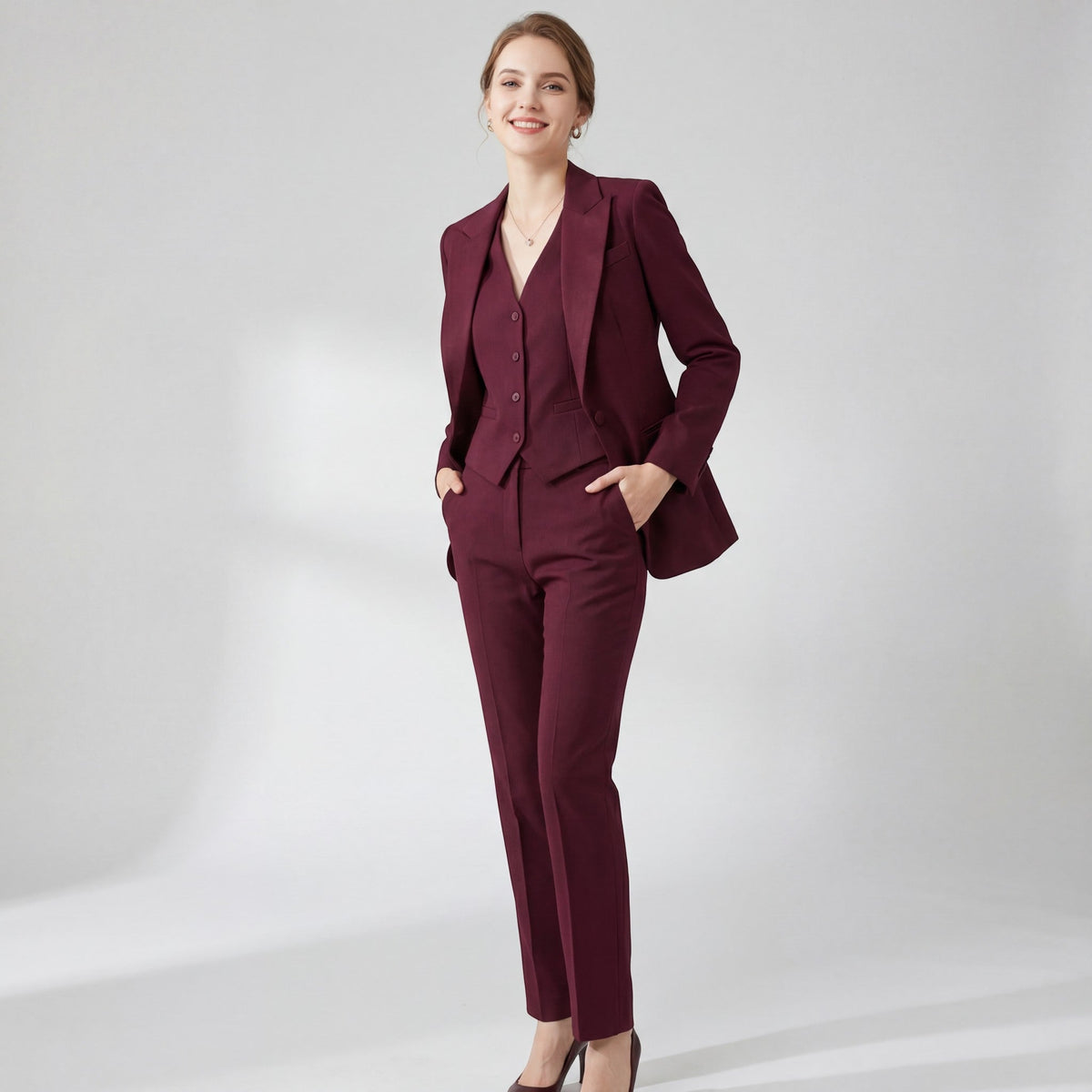 Tailleur Femme en Laine Trois Pièces Rouge Bordeaux - vue 2